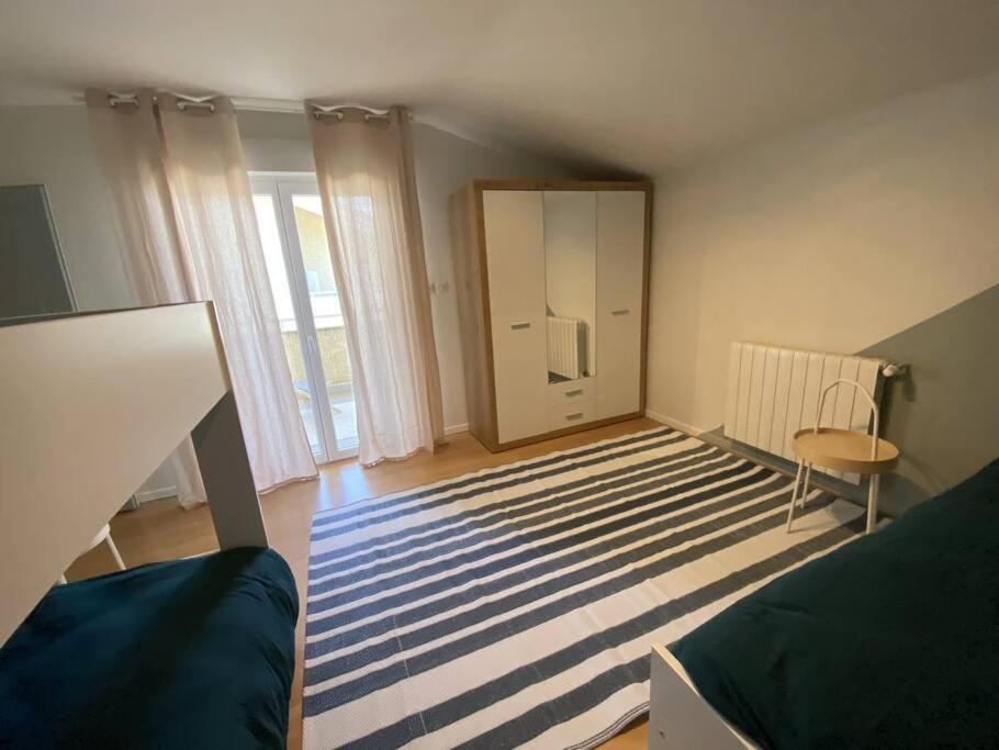 Magnifique Appart Renove Evian Duplex Vue Lac 8 Pers Buitenkant foto
